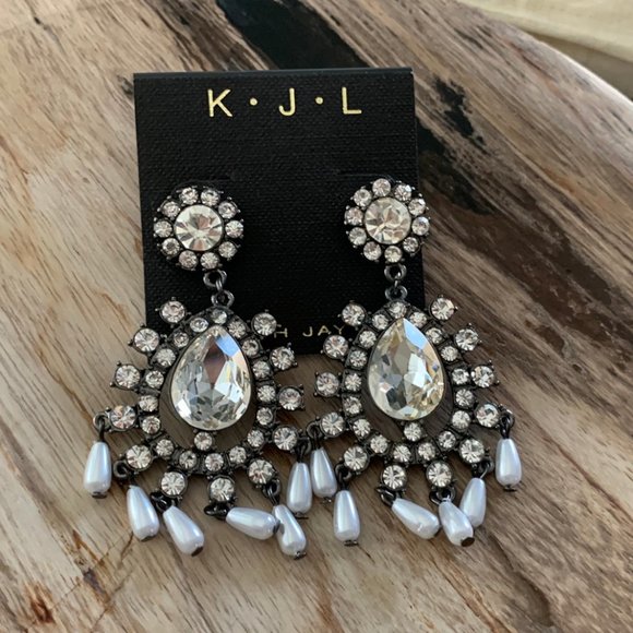 Kenneth Jay Lane Gunmetal large chandelier earrings with crystals - Picture 4 of 5